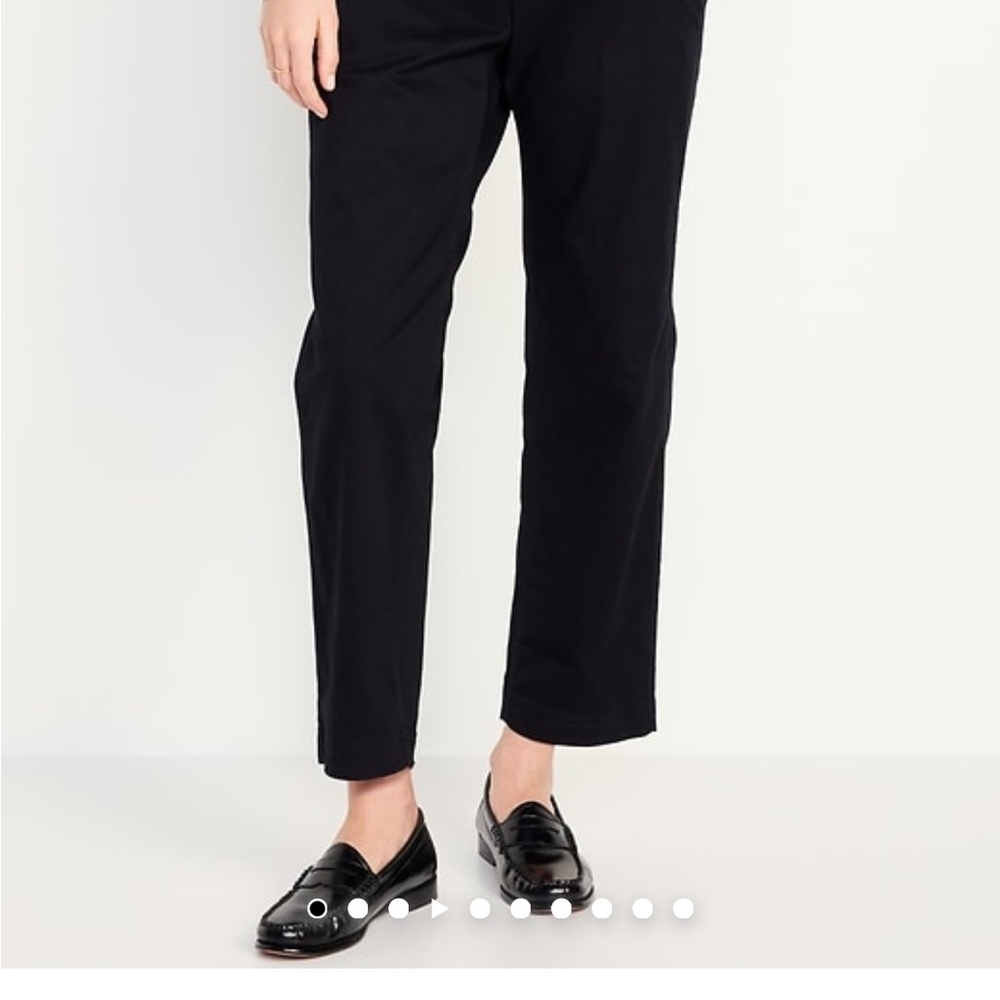 Old Navy Midnight Black Cropped Pants